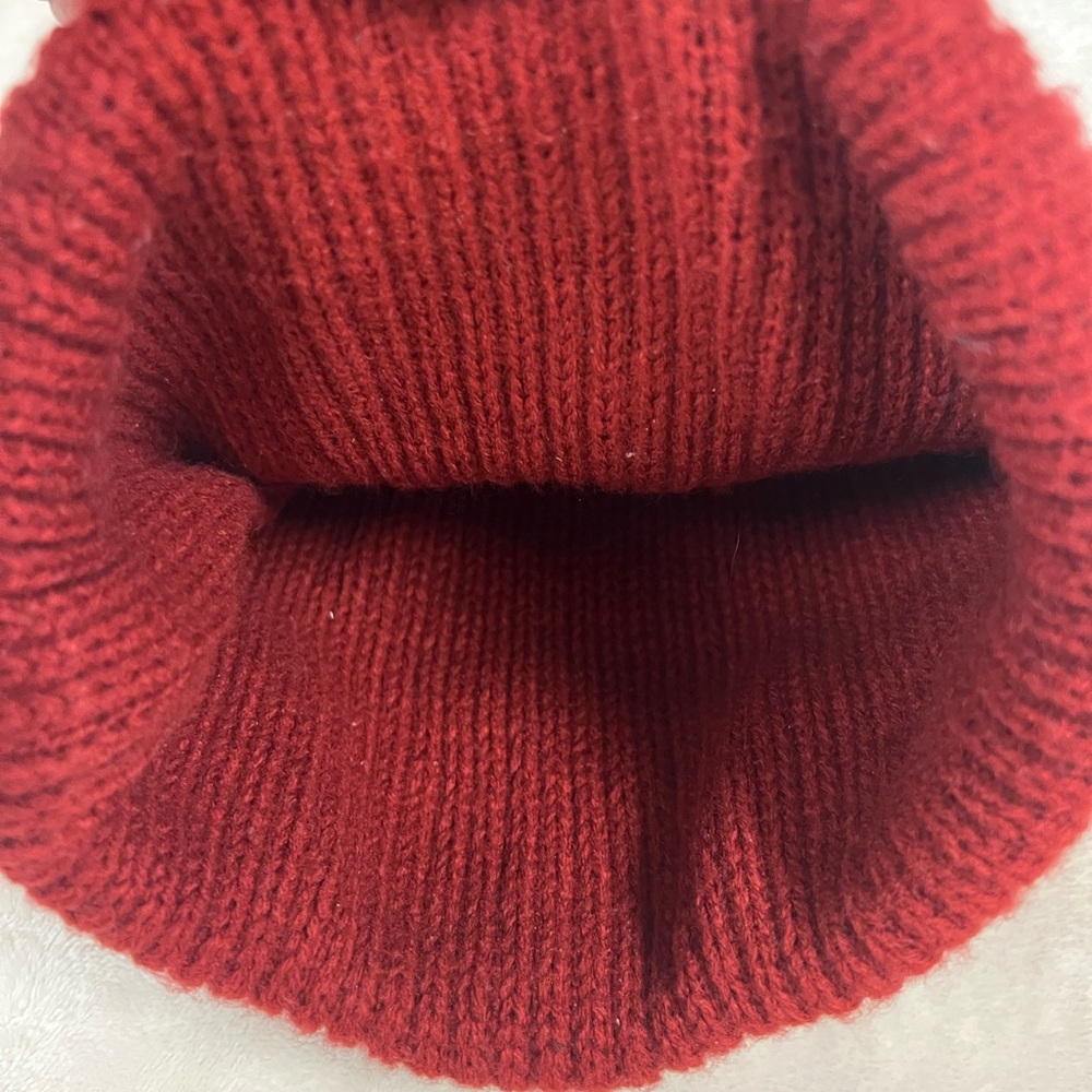 47 University of South Carolina USC Gamecocks winter hat with pom, black and red - Picture 3 of 3